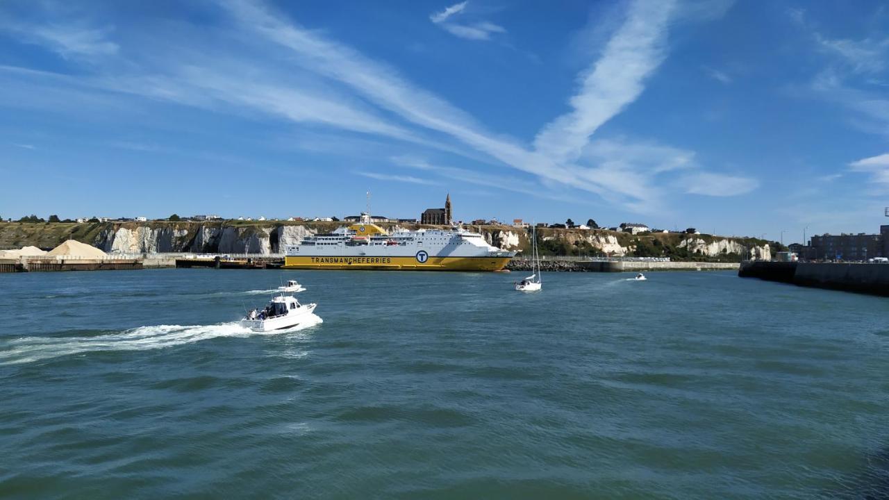 Le Galet Lägenhet Dieppe Exteriör bild